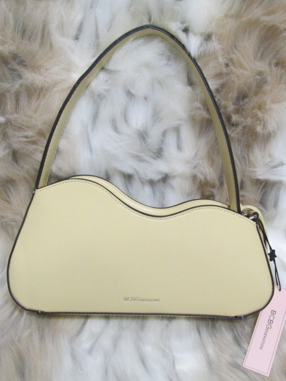 P3134-NWT BCBG Pastel Yellow Stitched Shoulder Strap Bag
